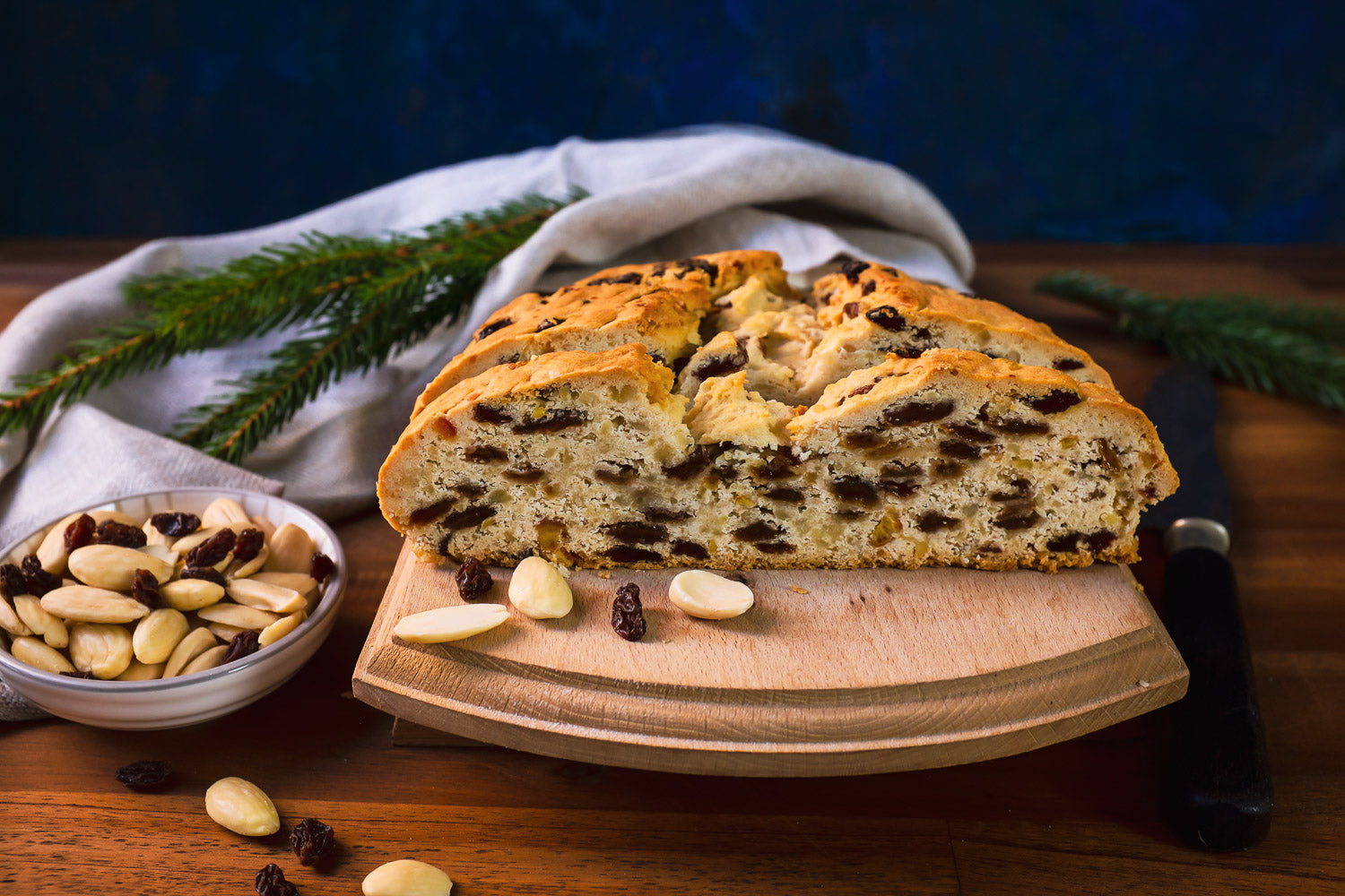 Rosinenstollen 2kg (ohne Dekor)