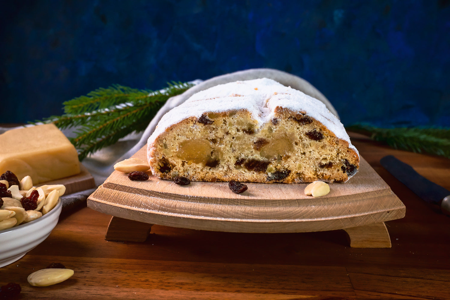 Marzipan-Rosinenstollen, 750 g
