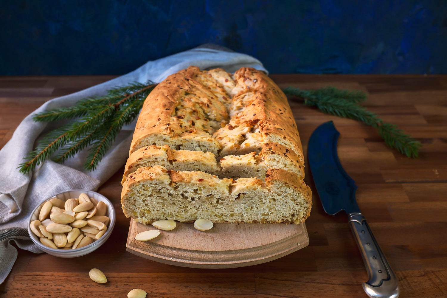 Mandelstollen 2kg (ohne Dekor)